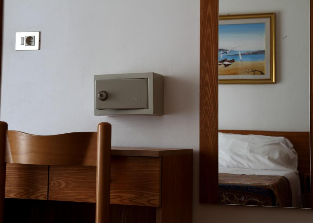 Hotel Universo Rimini Rom bilde